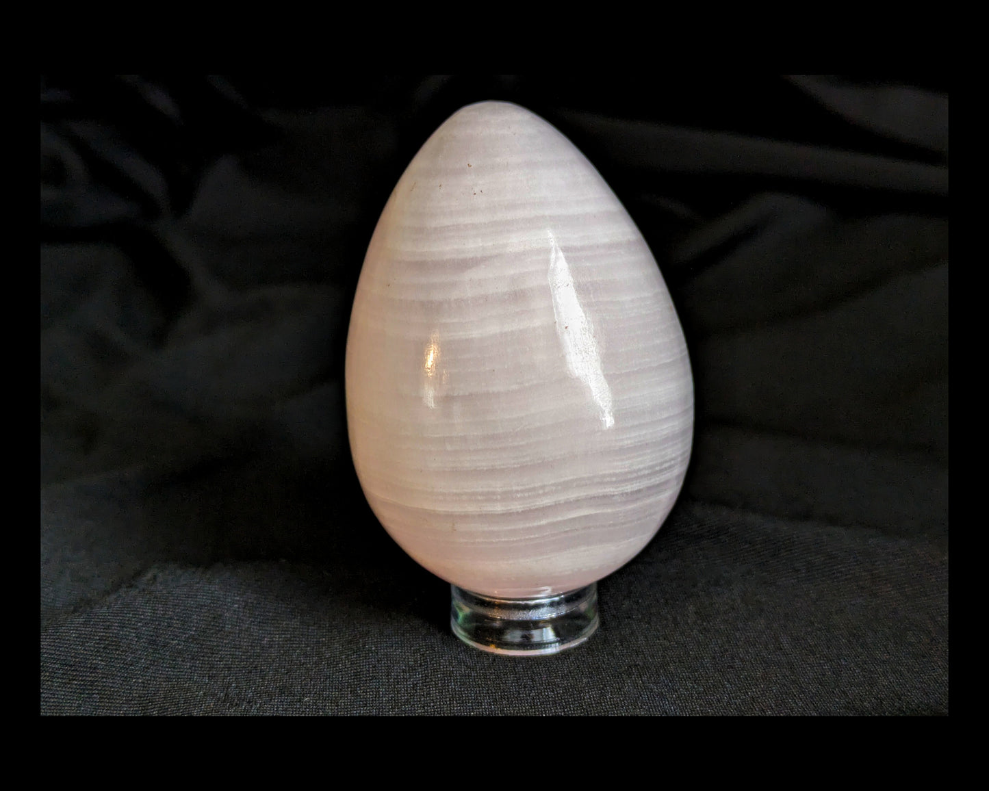 Mangano Calcite Egg