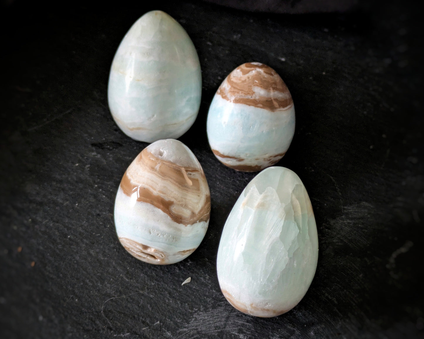 Caribbean Calcite Egg