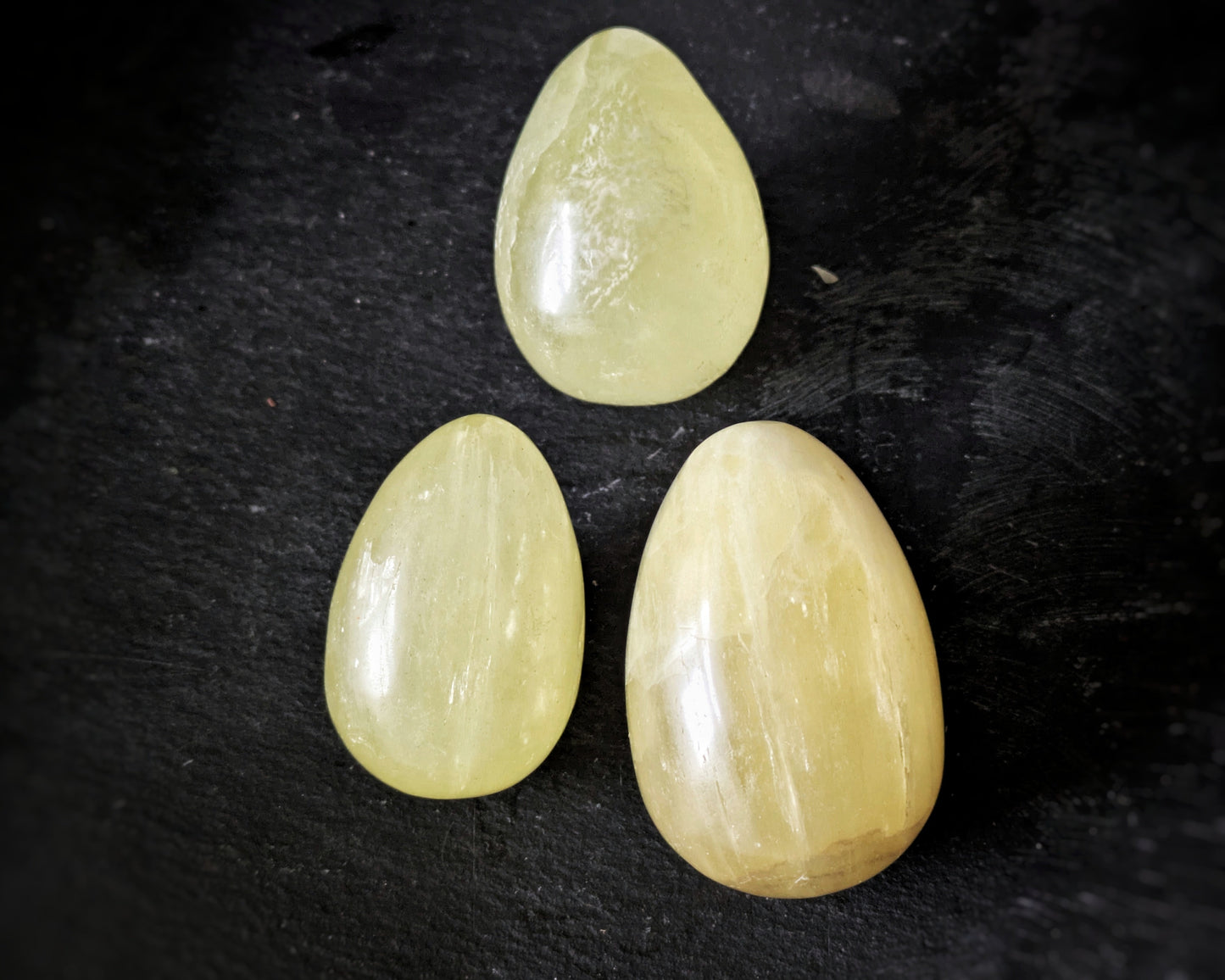 Lemon Calcite Egg