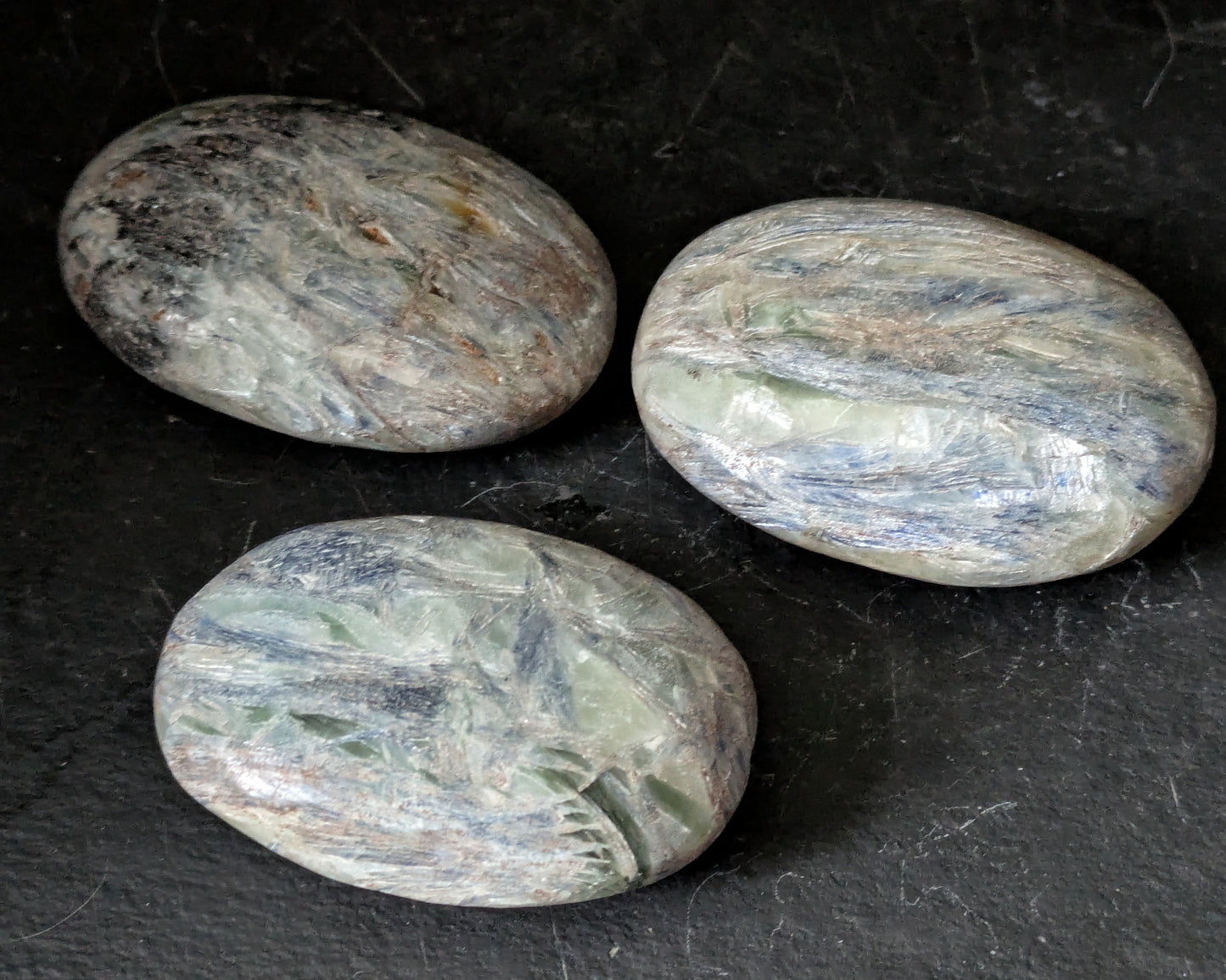 Kyanite Palmstone