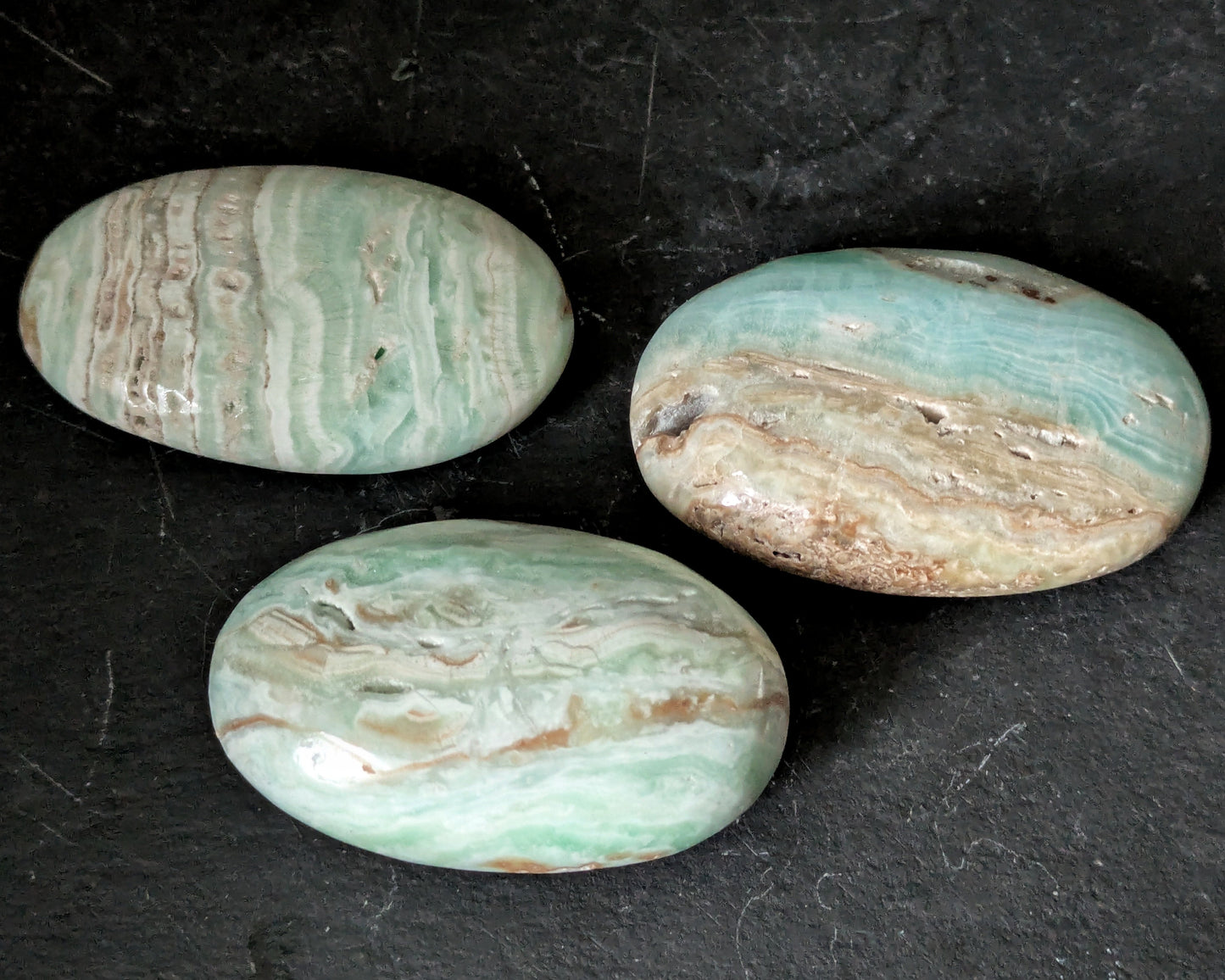 Caribbean Calcite Palmstone
