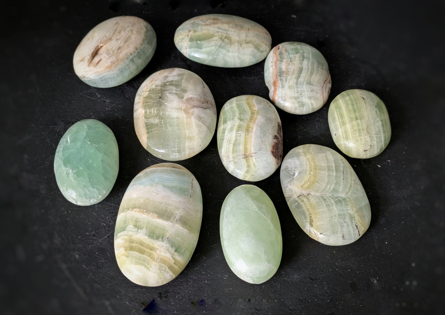 Pistachio Calcite Palmstone