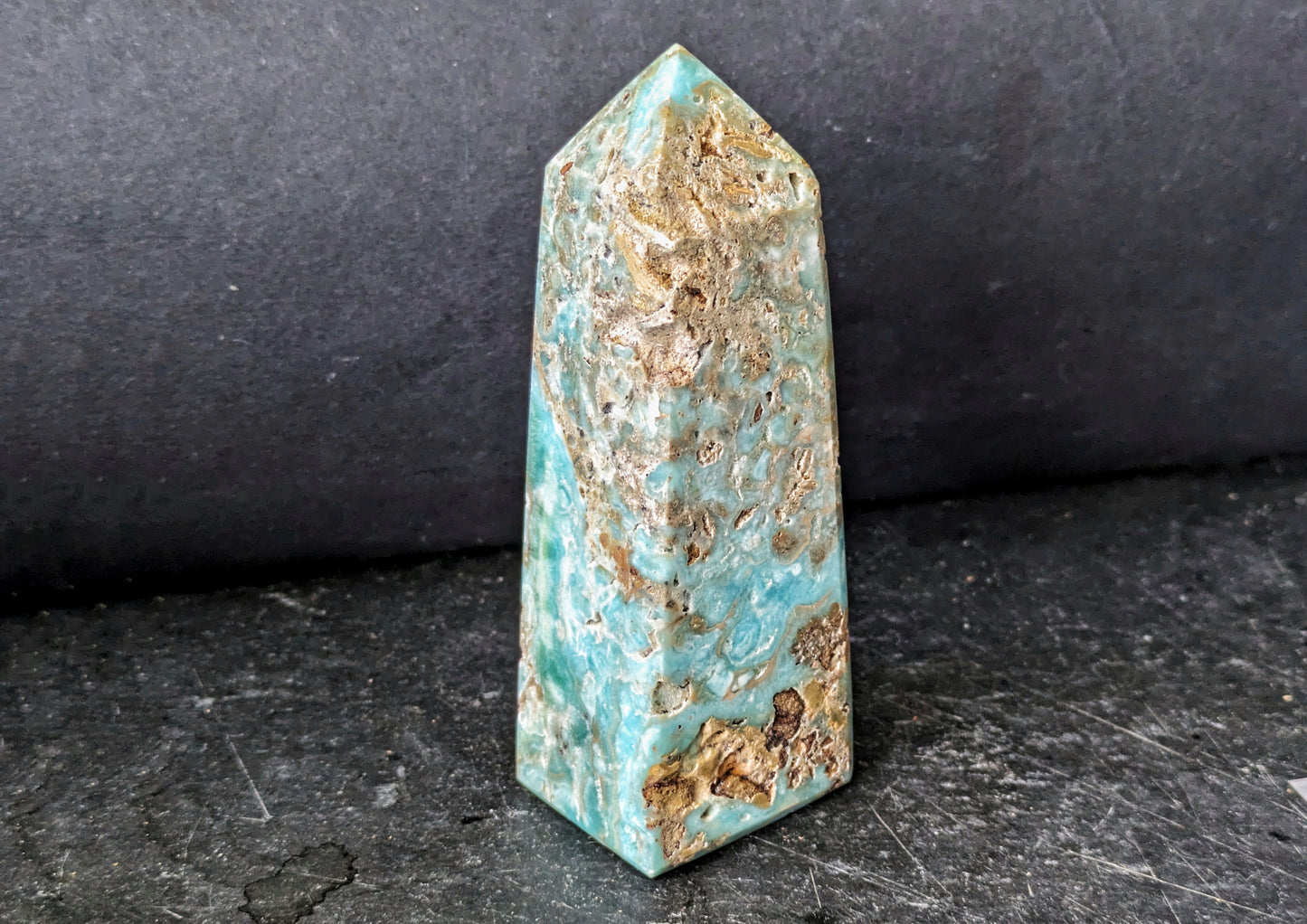 Aragonite Obelisk 1