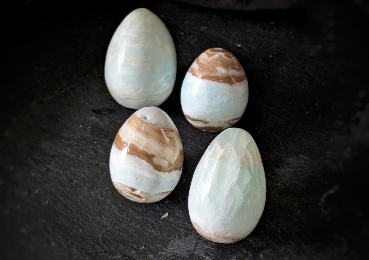 Caribbean Calcite Egg