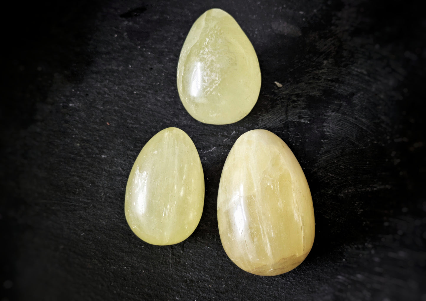 Lemon Calcite Egg