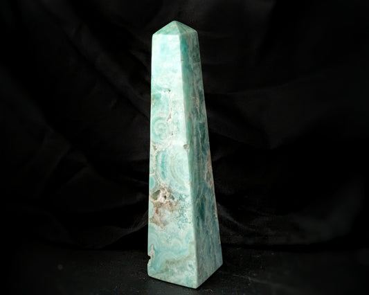 Aragonite Obelisk 1