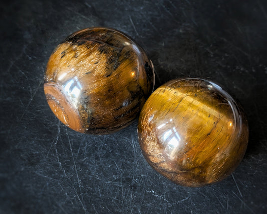 Tiger's Eye Medium Sphere