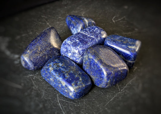 Lapis Lazuli Tumblestone 2