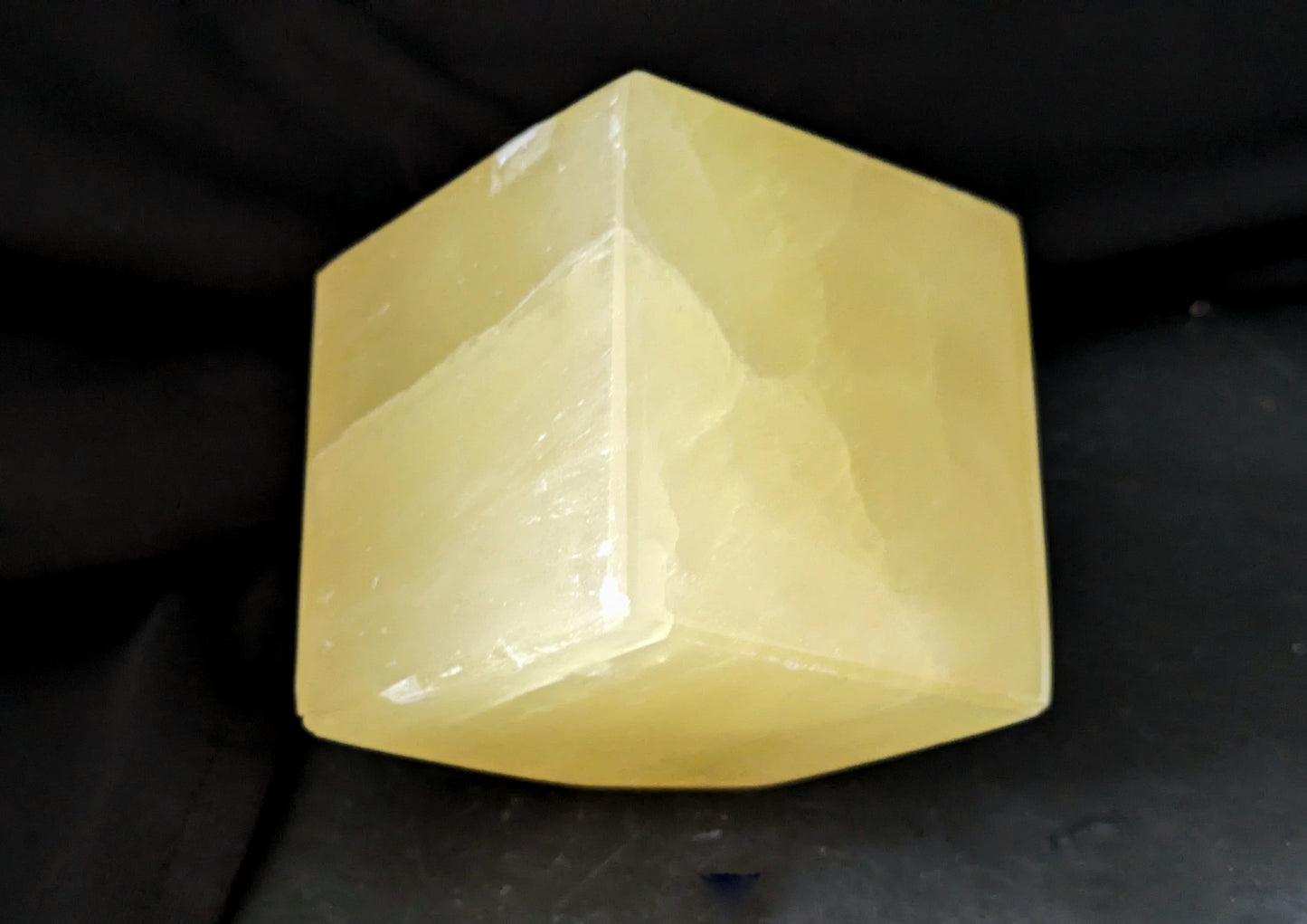 Lemon Calcite Cube