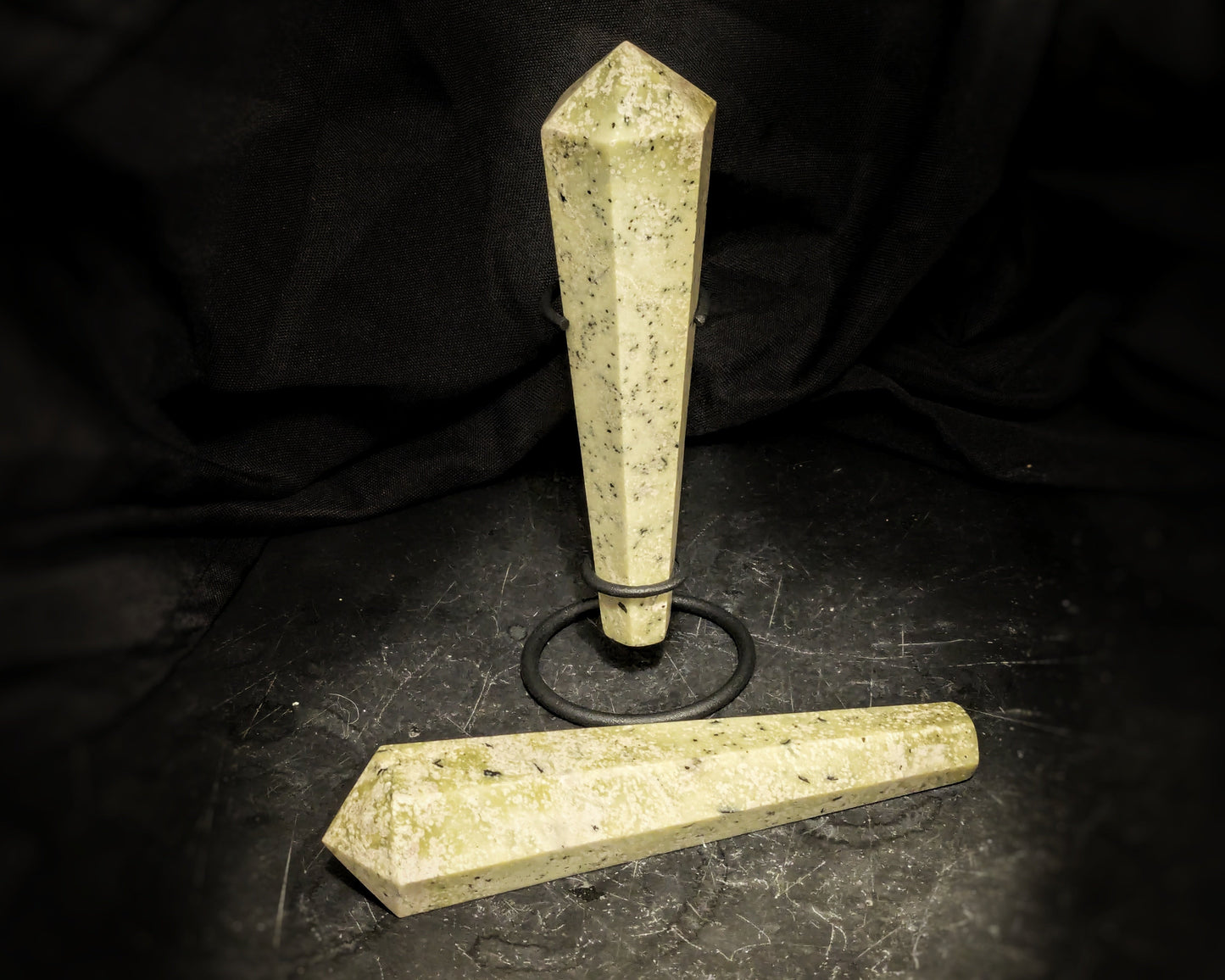 Yellow Serpentine Wand Obelisk