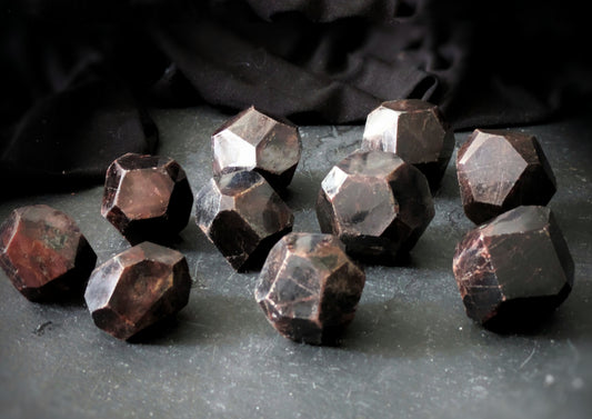 Garnet Freeform 1