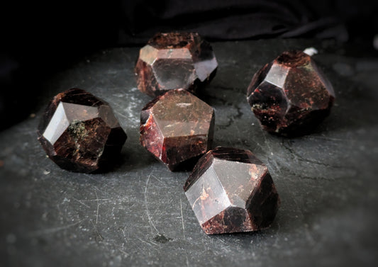 Garnet Freeform 2
