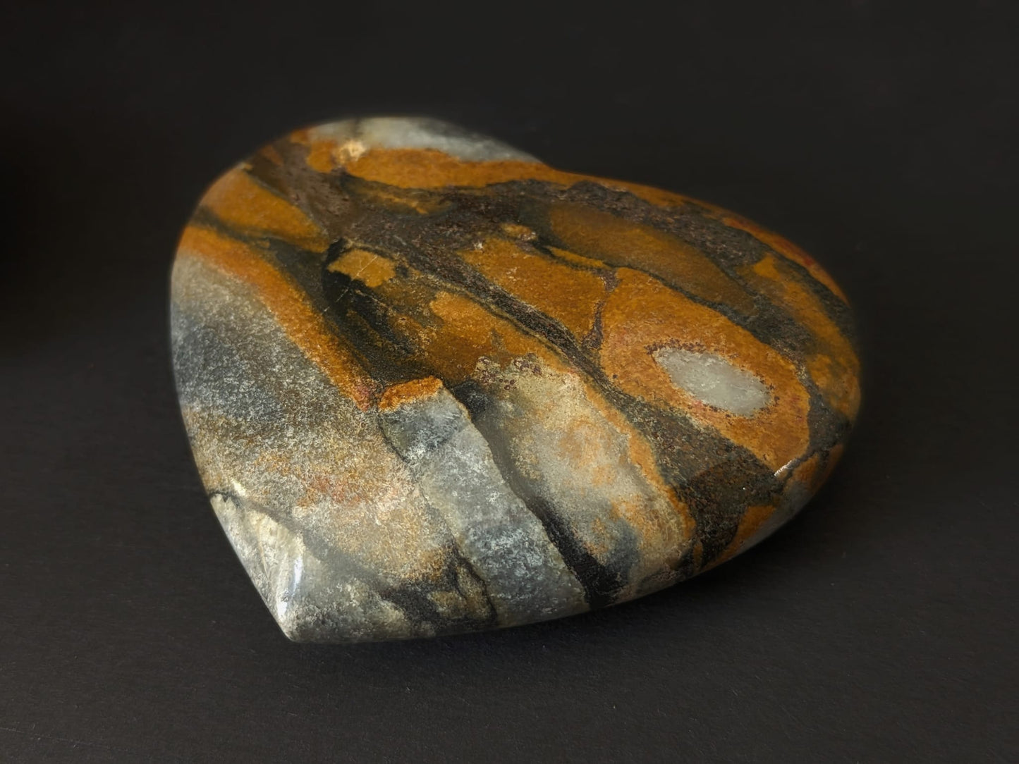 Bumblebee Jasper Brown Heart