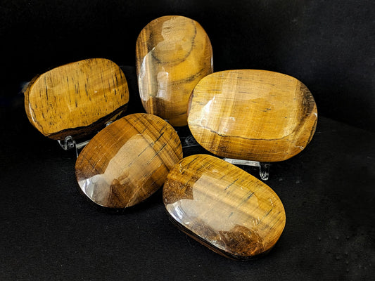 Tygers Eye Palmstone